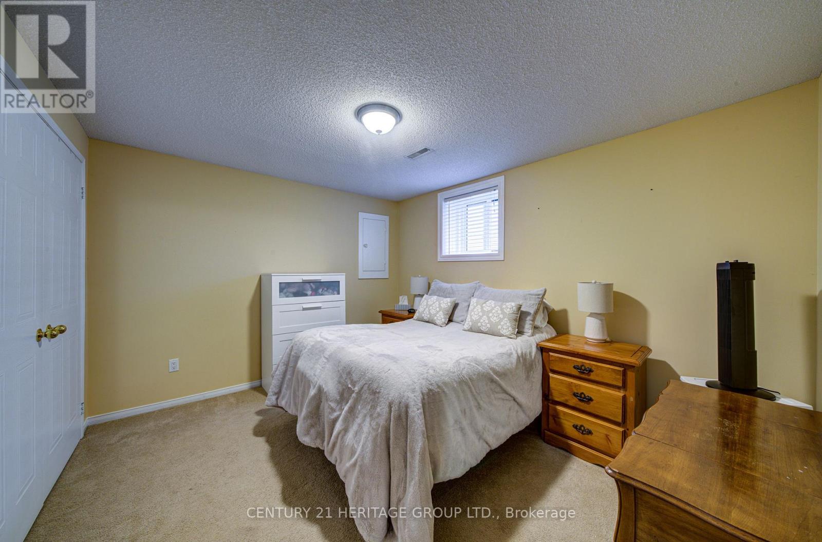 68 Dyer Drive, Wasaga Beach, Ontario  L9Z 1E4 - Photo 22 - S13713334