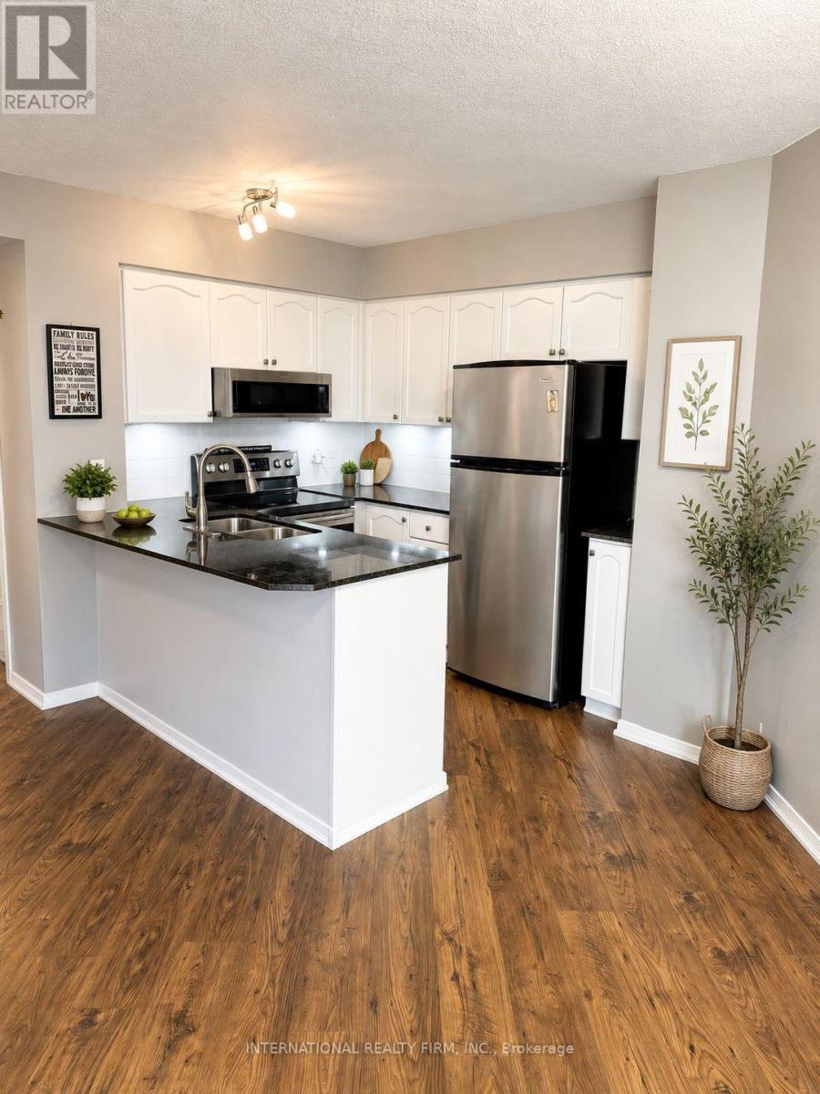 1308 - 220 Forum Drive, Mississauga, Ontario  L4Z 4K1 - Photo 2 - W13713166
