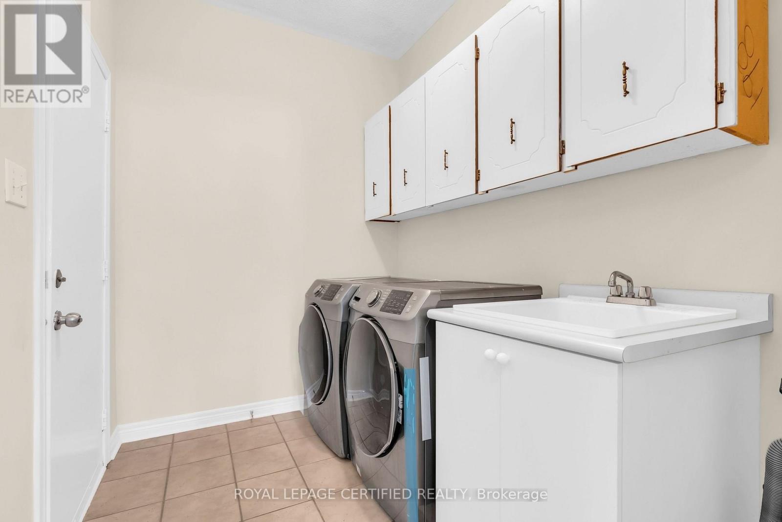 5890 Tampico Way, Mississauga, Ontario  L5M 6Y9 - Photo 19 - W13713200
