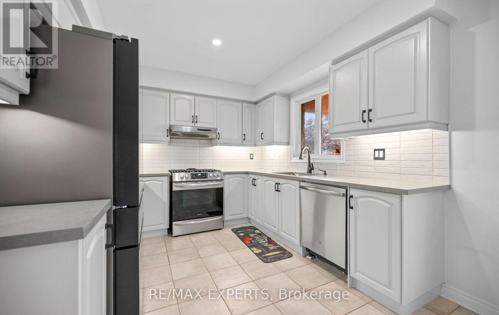 90 Coolspring Crescent, Caledon, Ontario  L7E 1W7 - Photo 16 - W13713210