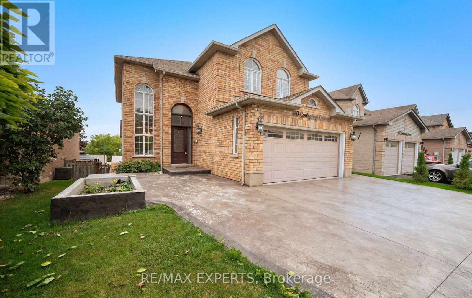 90 Coolspring Crescent, Caledon, Ontario  L7E 1W7 - Photo 3 - W13713210