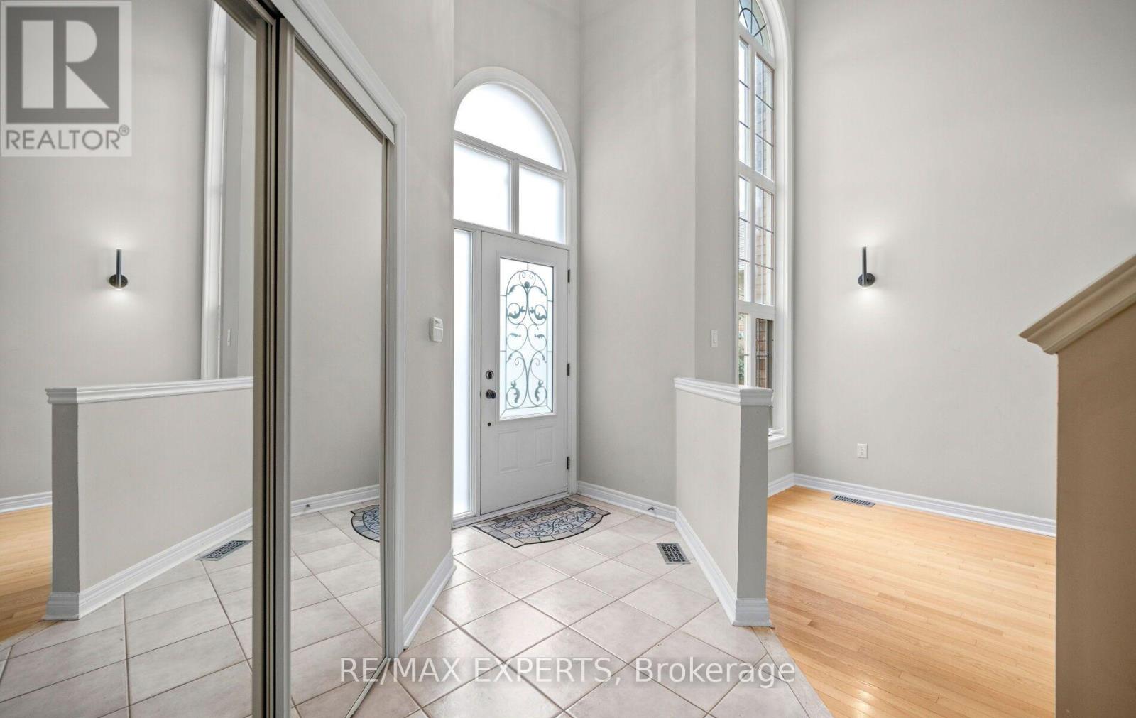 90 Coolspring Crescent, Caledon, Ontario  L7E 1W7 - Photo 5 - W13713210