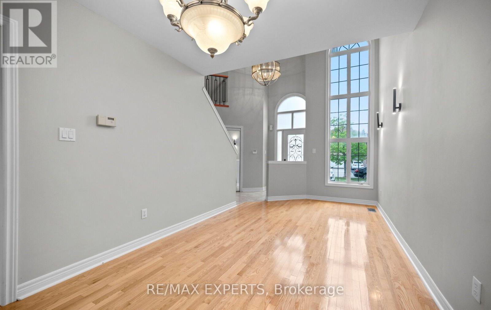 90 Coolspring Crescent, Caledon, Ontario  L7E 1W7 - Photo 7 - W13713210