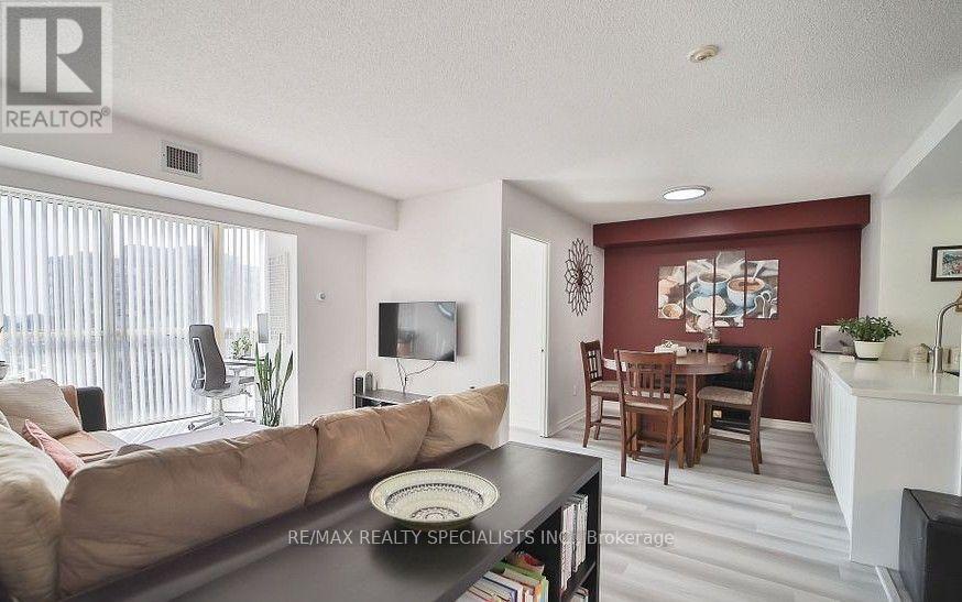 2011 - 265 Enfield Place, Mississauga, Ontario  L5B 3Y7 - Photo 7 - W13713230