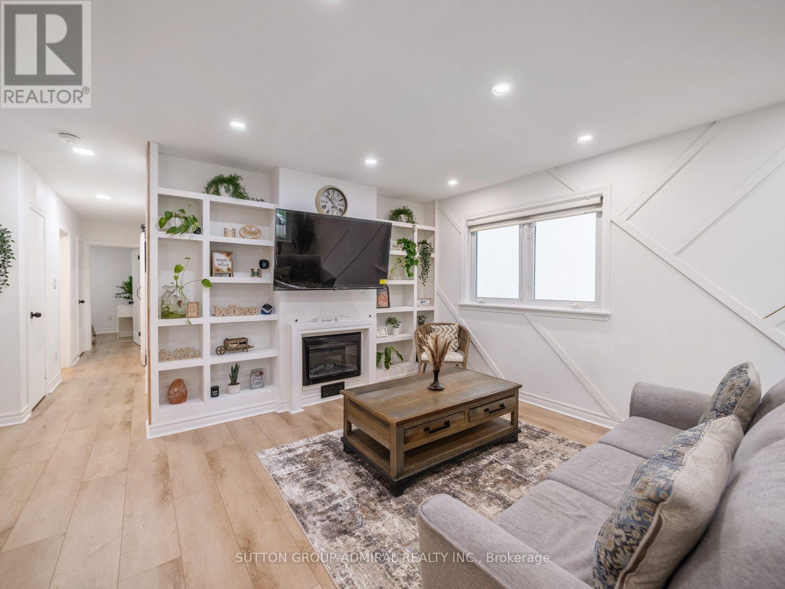 65 Woodbury Road, Toronto, Ontario  M8W 1X8 - Photo 13 - W13713244