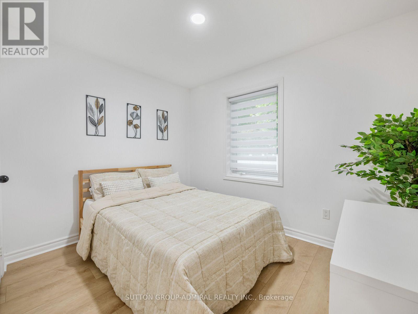 65 Woodbury Road, Toronto, Ontario  M8W 1X8 - Photo 20 - W13713244