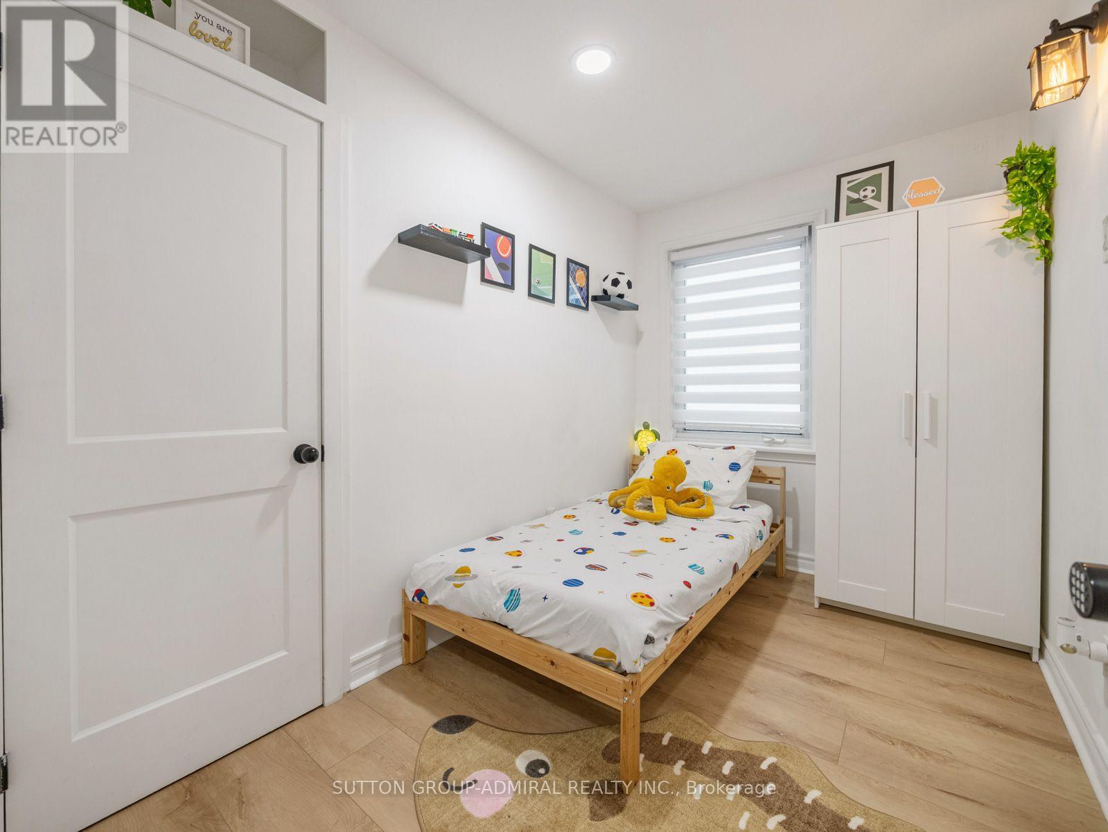 65 Woodbury Road, Toronto, Ontario  M8W 1X8 - Photo 23 - W13713244