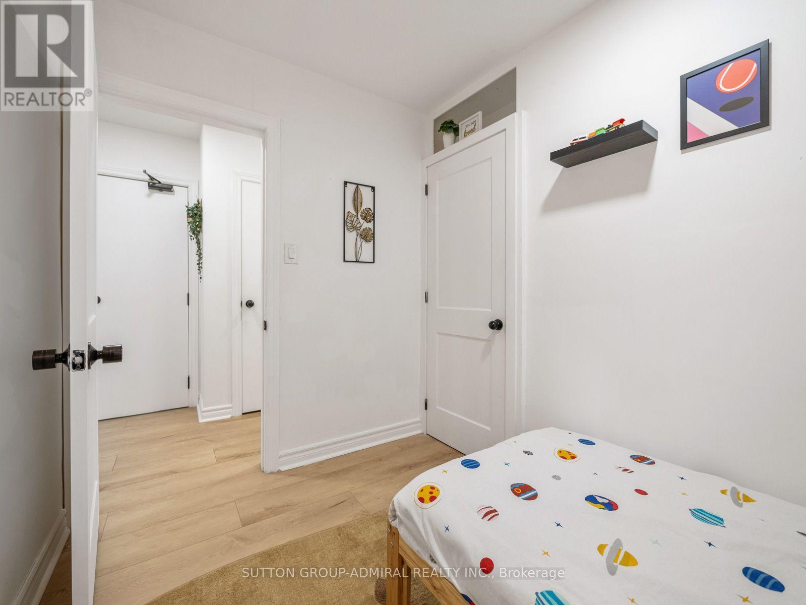 65 Woodbury Road, Toronto, Ontario  M8W 1X8 - Photo 24 - W13713244