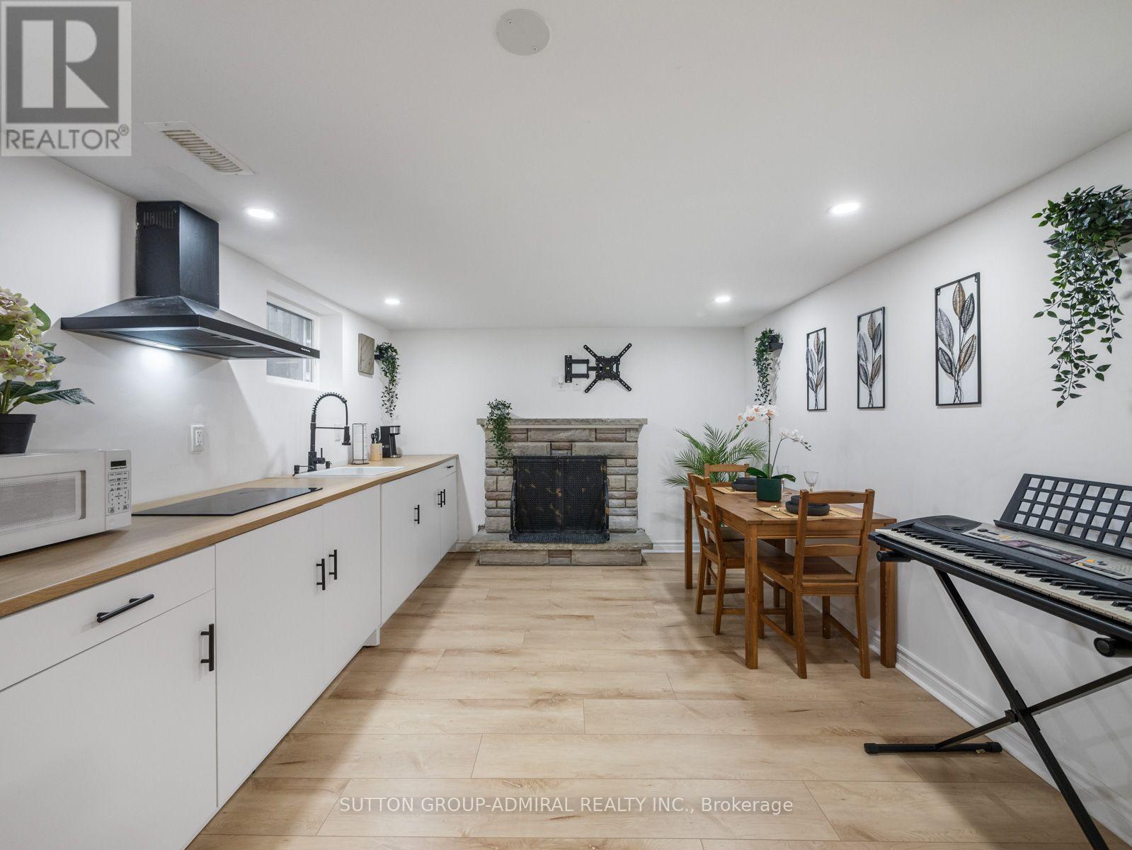 65 Woodbury Road, Toronto, Ontario  M8W 1X8 - Photo 35 - W13713244