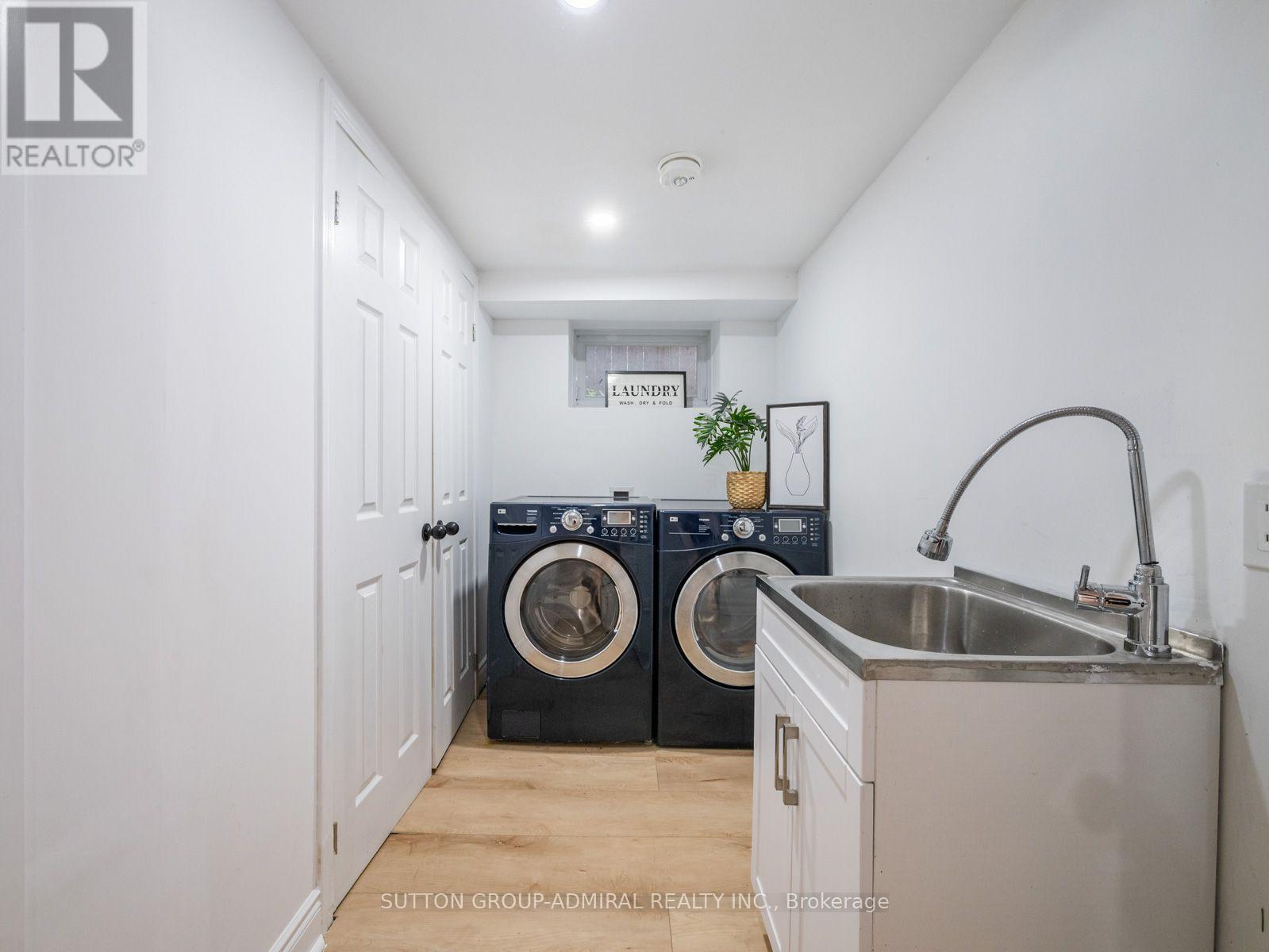 65 Woodbury Road, Toronto, Ontario  M8W 1X8 - Photo 40 - W13713244