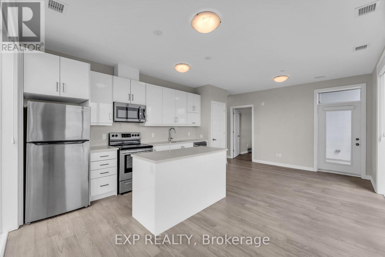 416 - 95 Dundas Street W, Oakville, Ontario  L6M 5N4 - Photo 5 - W13713246
