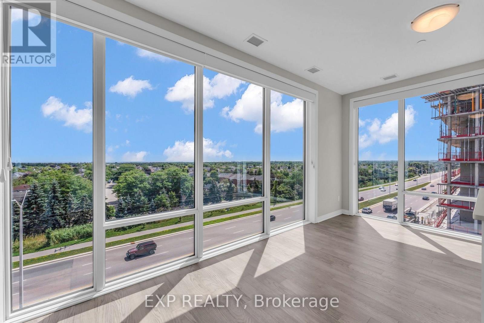 416 - 95 Dundas Street W, Oakville, Ontario  L6M 5N4 - Photo 8 - W13713246