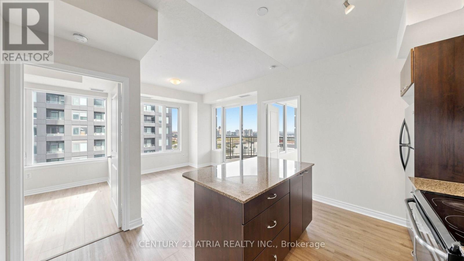 1802 - 385 Prince Of Wales Drive, Mississauga, Ontario  L5B 0C6 - Photo 17 - W13713248