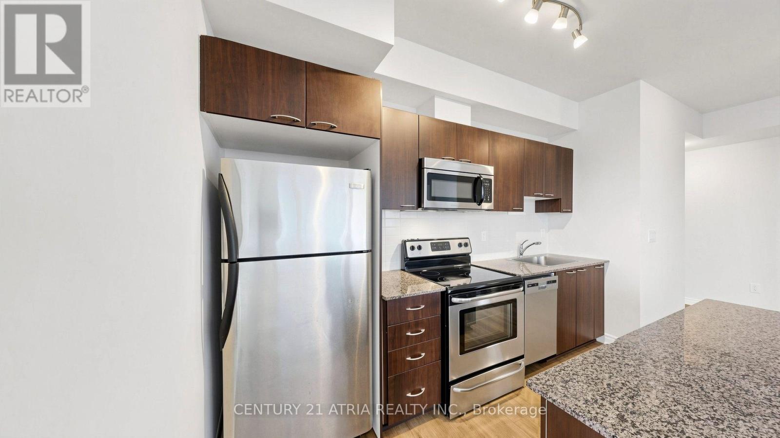 1802 - 385 Prince Of Wales Drive, Mississauga, Ontario  L5B 0C6 - Photo 19 - W13713248