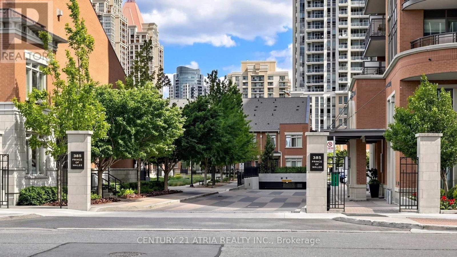 1802 - 385 Prince Of Wales Drive, Mississauga, Ontario  L5B 0C6 - Photo 4 - W13713248
