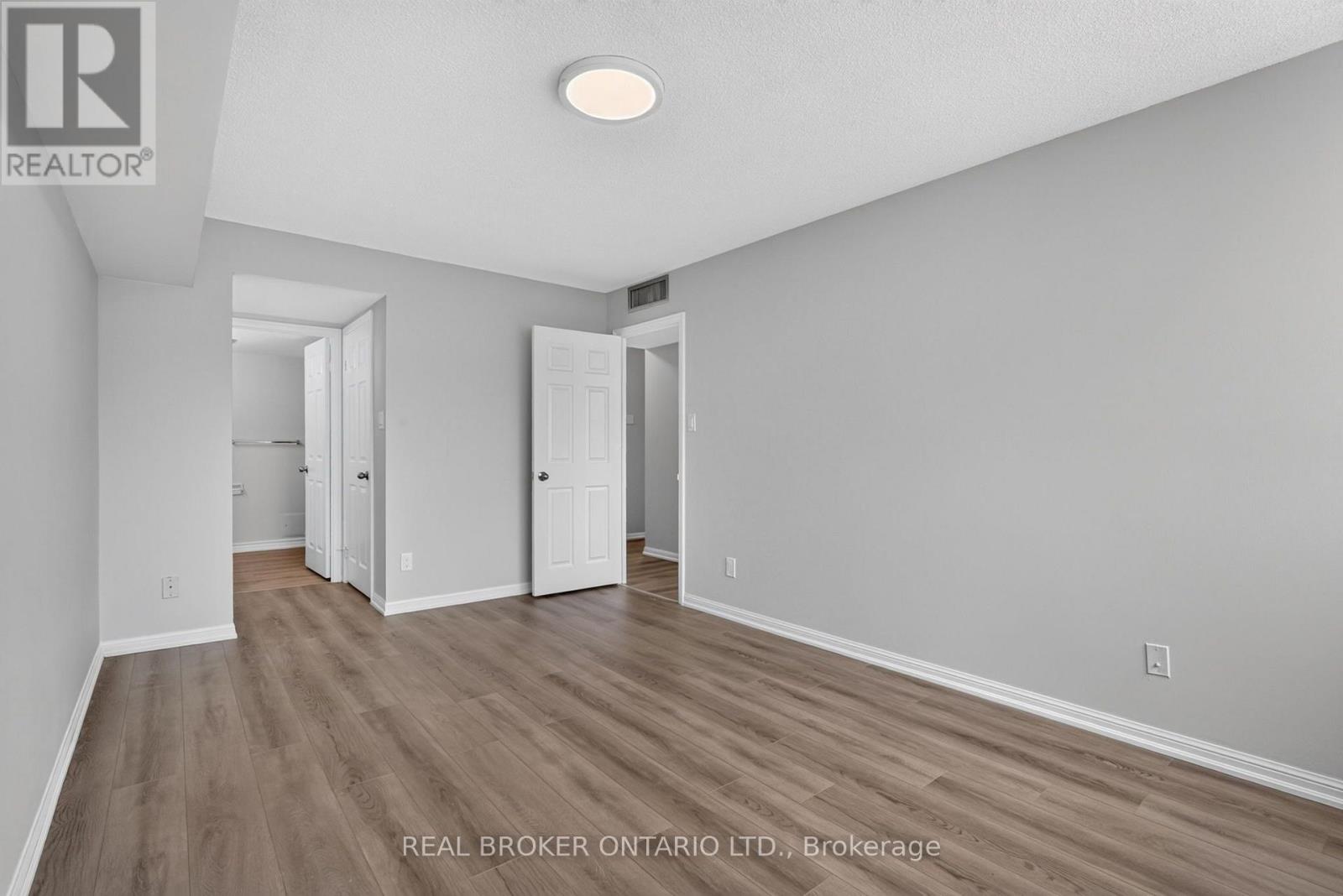 904 - 1240 Marlborough Court, Oakville, Ontario  L6H 3K7 - Photo 29 - W13713284