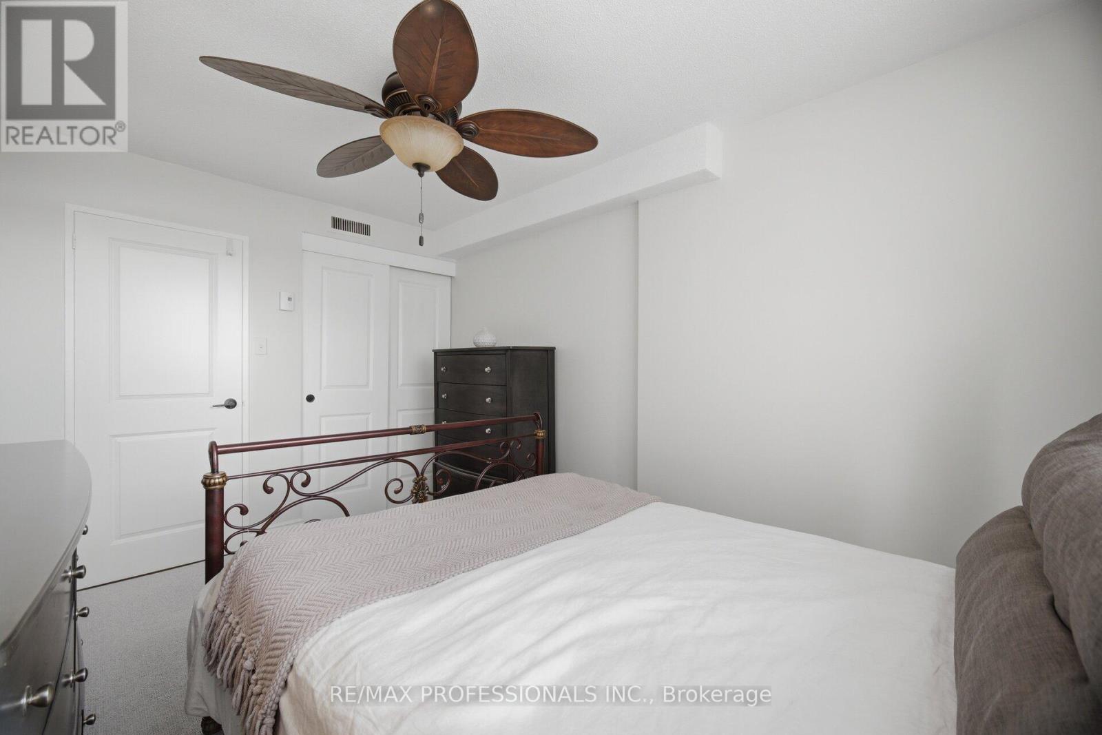 902 - 15 La Rose Avenue, Toronto, Ontario  M9P 1A7 - Photo 26 - W13713344