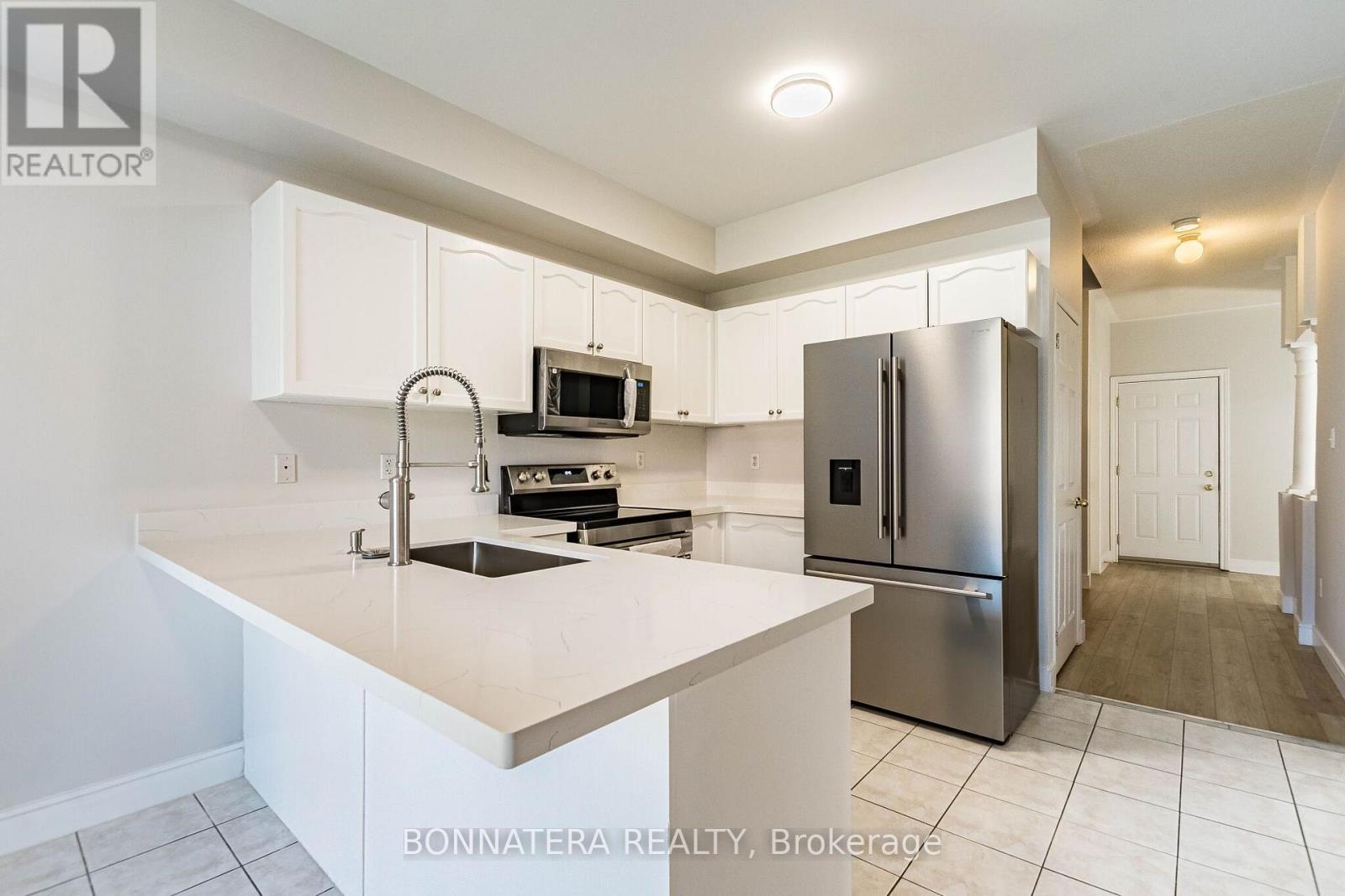 4297 Guildwood Way, Mississauga, Ontario  L5R 0A7 - Photo 22 - W13713368
