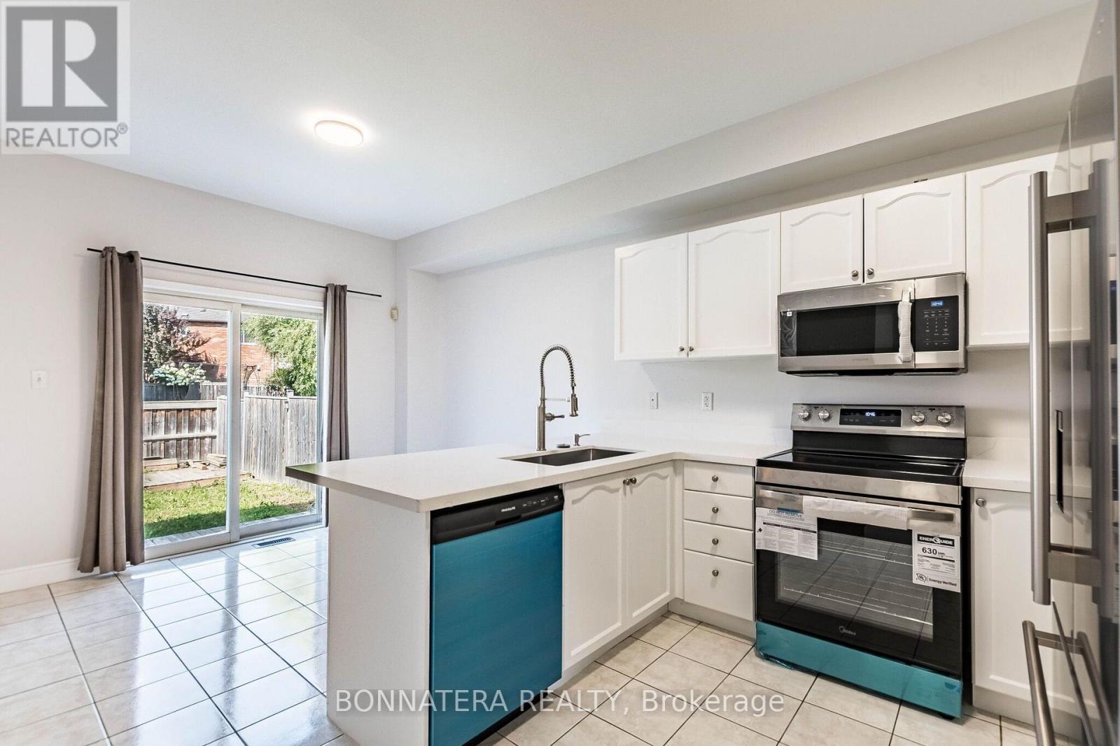 4297 Guildwood Way, Mississauga, Ontario  L5R 0A7 - Photo 24 - W13713368