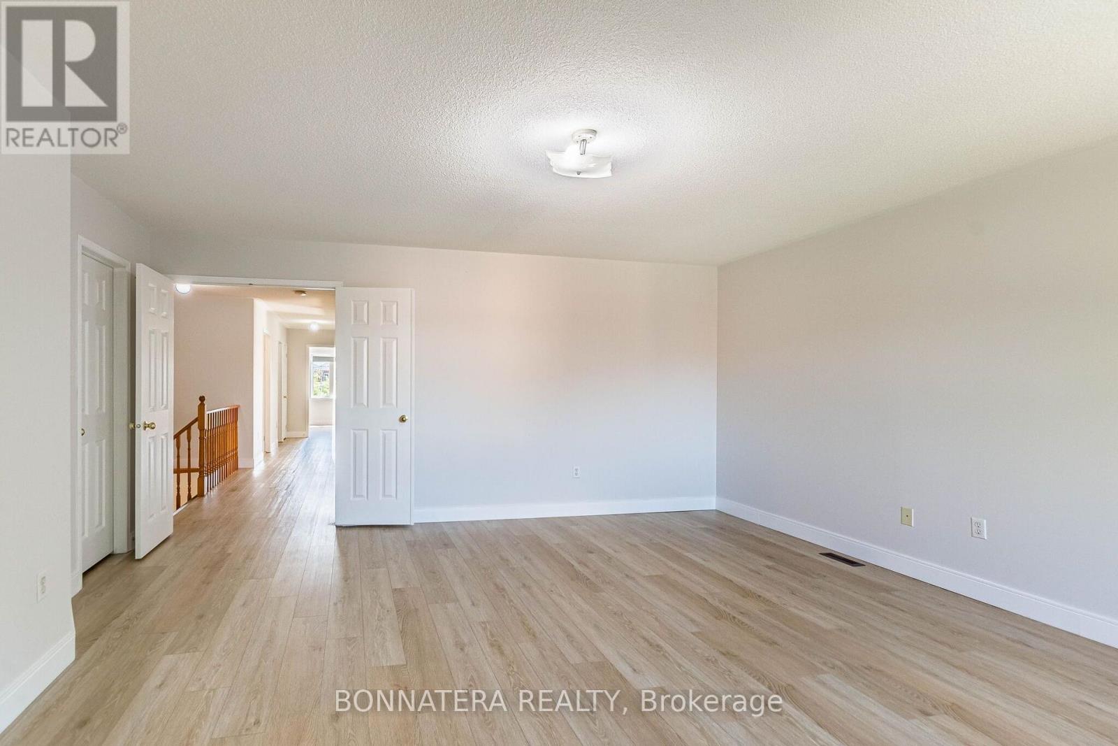 4297 Guildwood Way, Mississauga, Ontario  L5R 0A7 - Photo 36 - W13713368