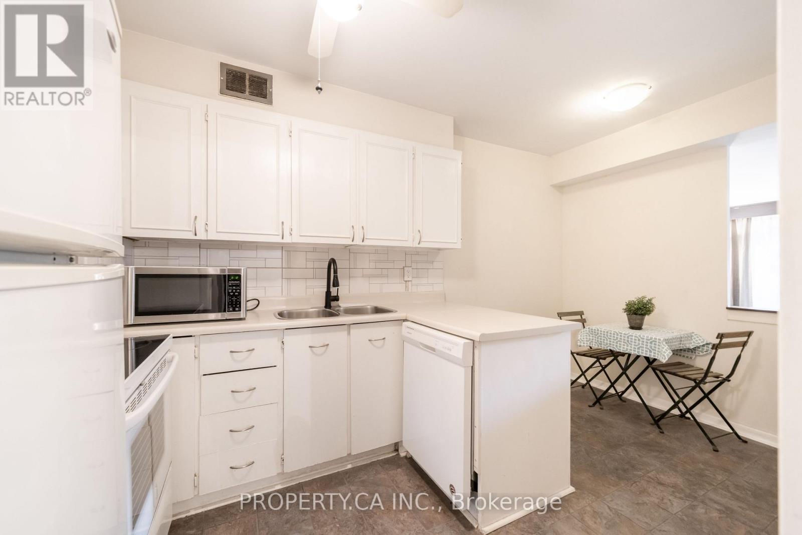 307 - 455 Sentinel Road, Toronto, Ontario  M3J 2T6 - Photo 11 - W13713372