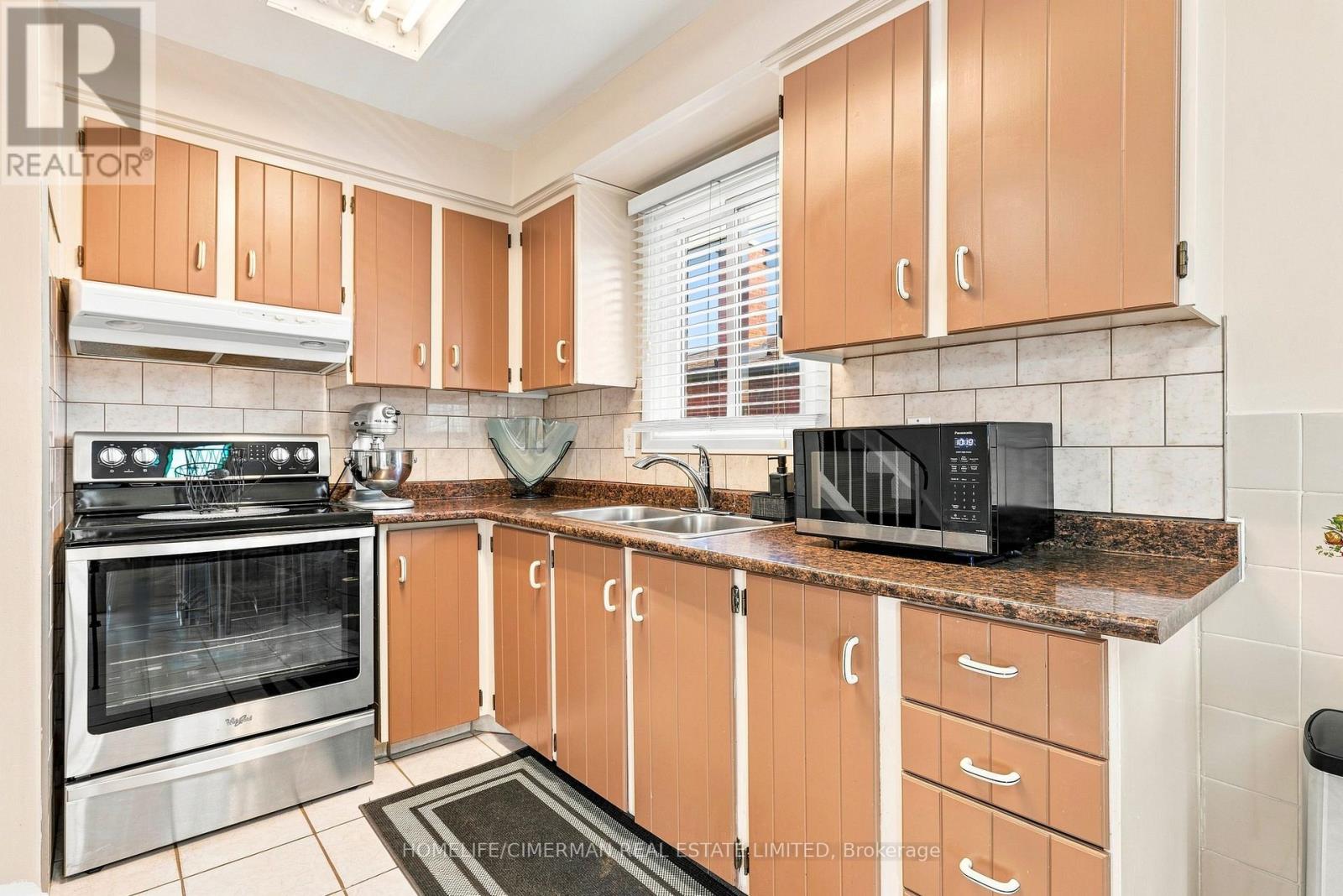 505 Appledore Crescent, Mississauga, Ontario  L5B 2L5 - Photo 10 - W13713408