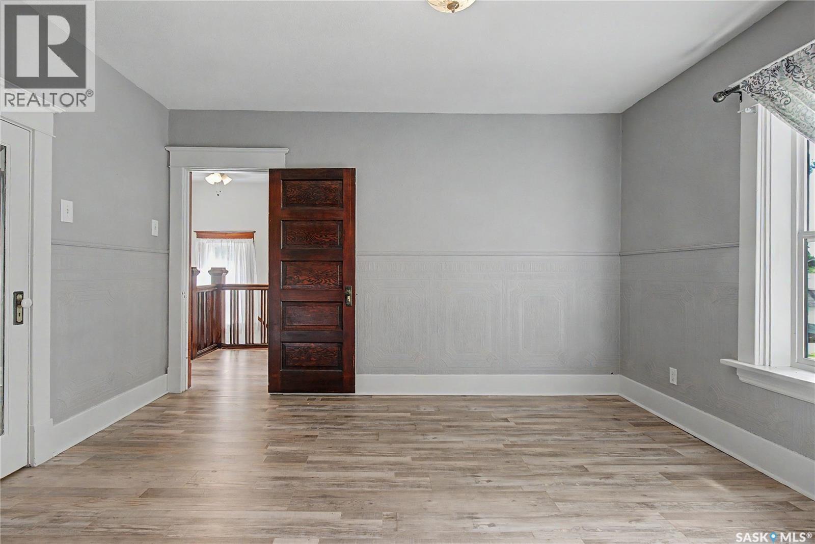 1037 Chestnut Avenue, Moose Jaw, Saskatchewan  S6H 1A5 - Photo 38 - SK046545
