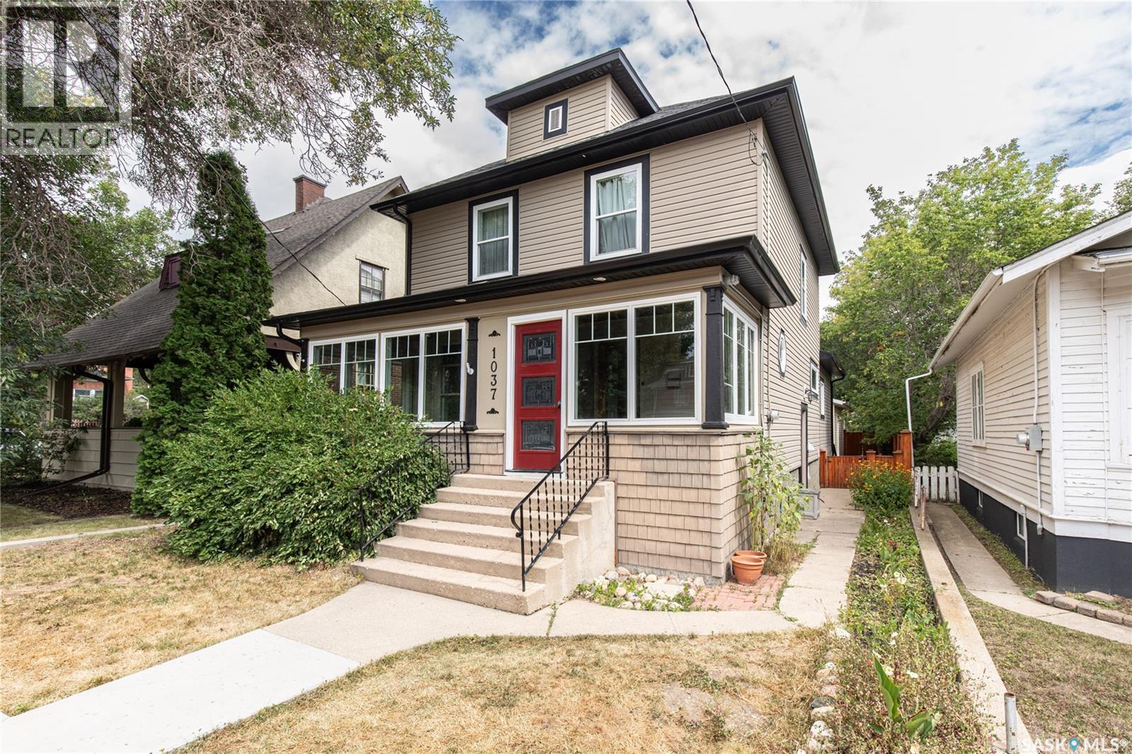 1037 Chestnut Avenue, Moose Jaw, Saskatchewan  S6H 1A5 - Photo 4 - SK046545