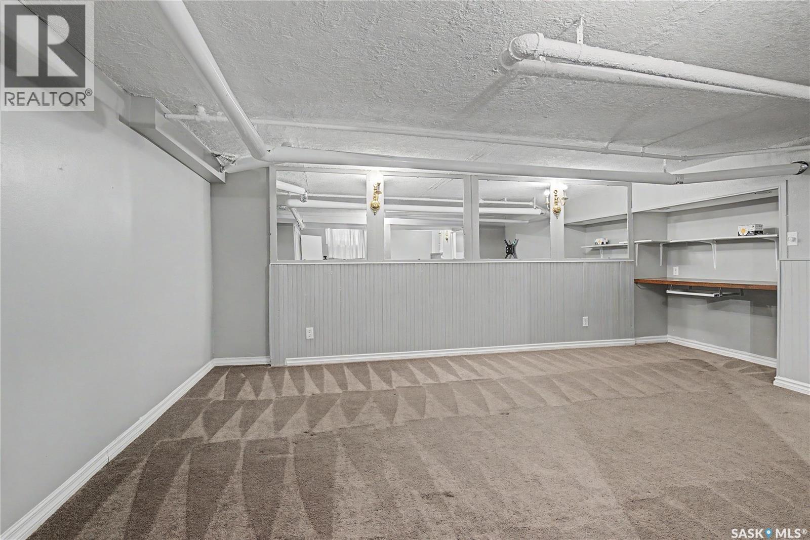 1037 Chestnut Avenue, Moose Jaw, Saskatchewan  S6H 1A5 - Photo 46 - SK046545
