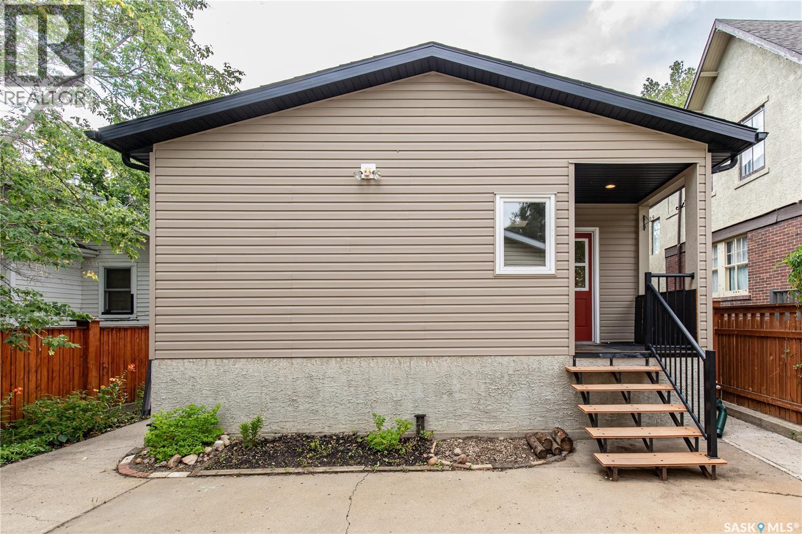 1037 Chestnut Avenue, Moose Jaw, Saskatchewan  S6H 1A5 - Photo 63 - SK046545