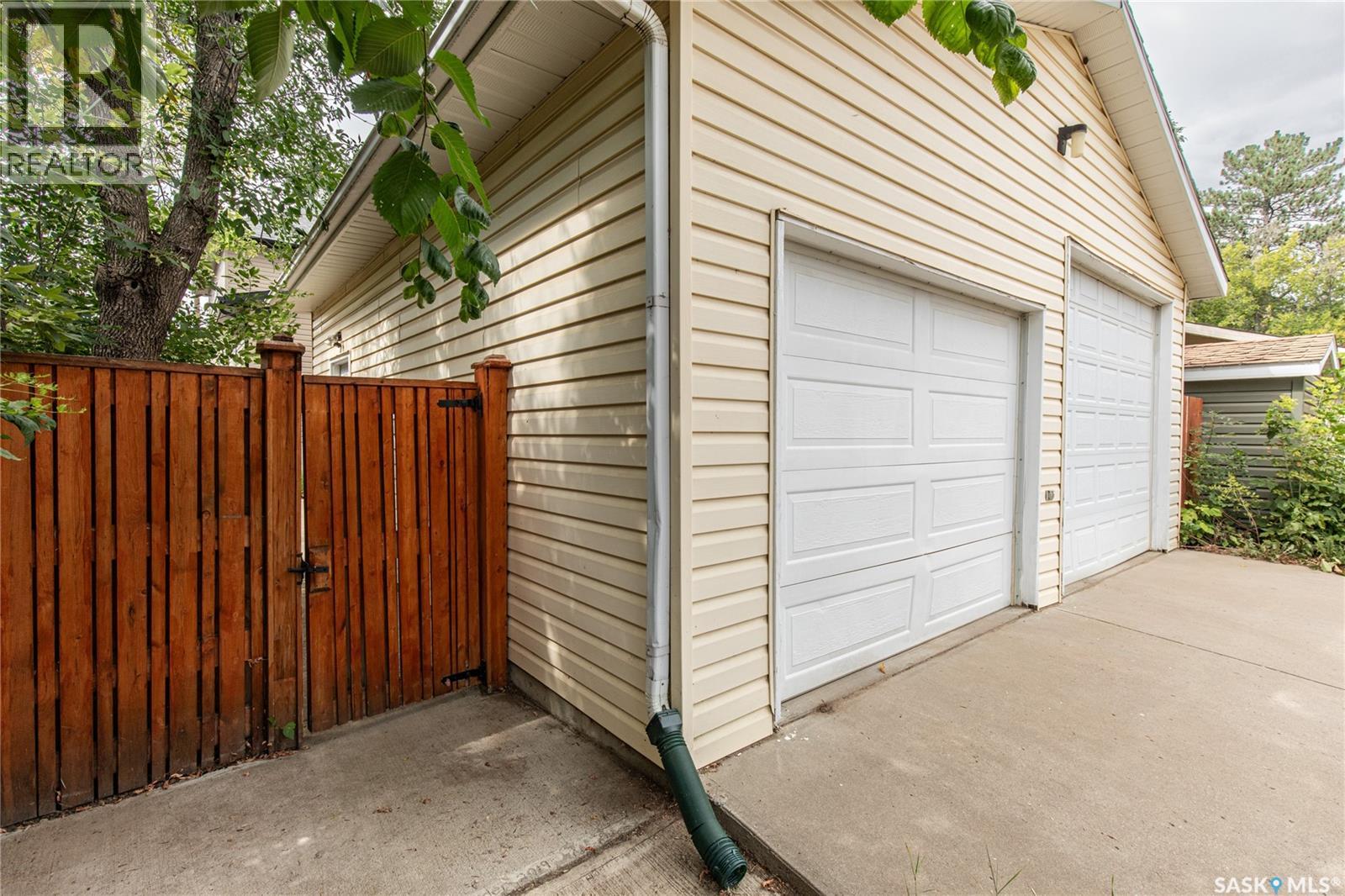 1037 Chestnut Avenue, Moose Jaw, Saskatchewan  S6H 1A5 - Photo 71 - SK046545