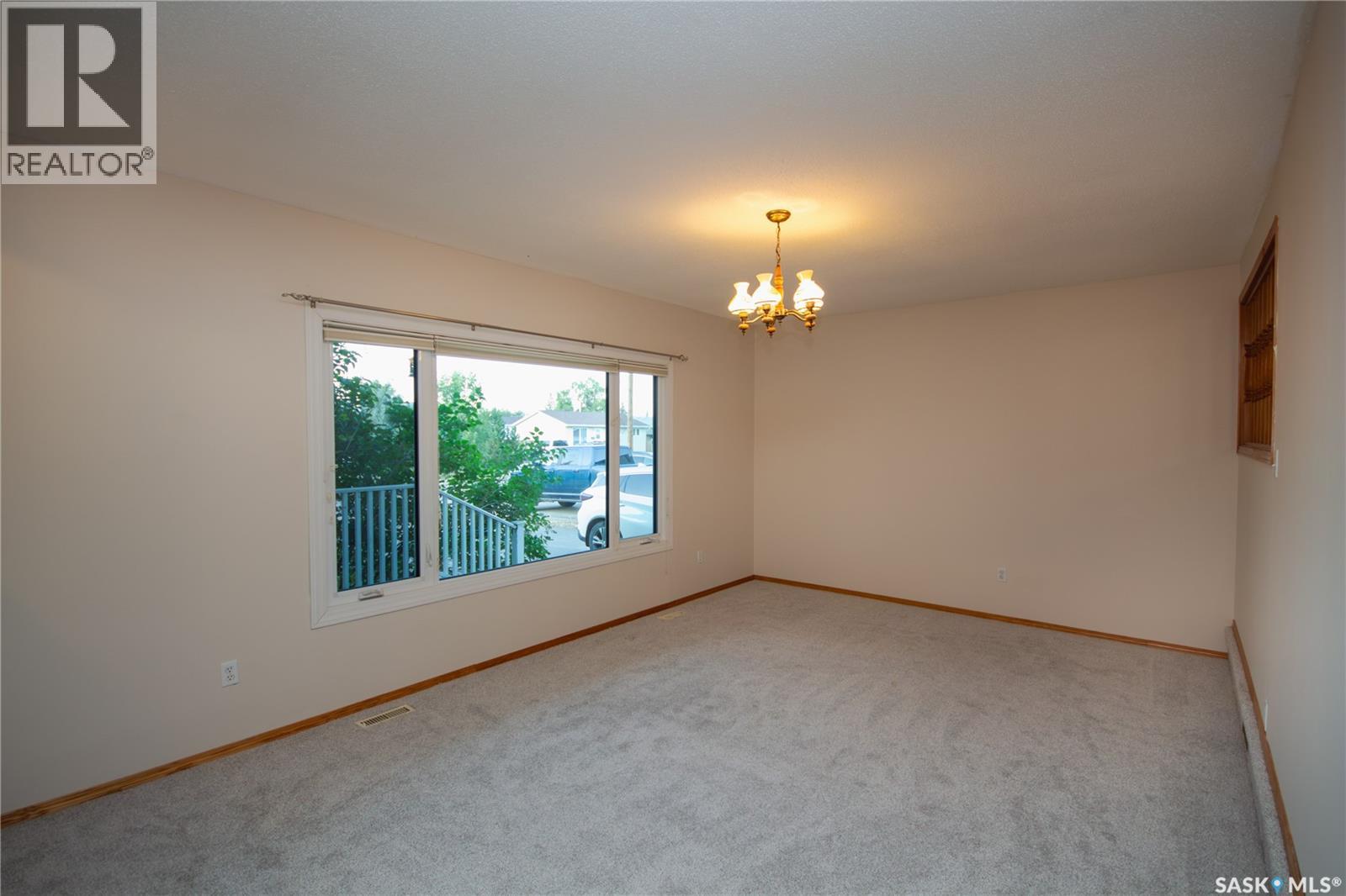 141 19th Street, Battleford, Saskatchewan  S0M 0E0 - Photo 4 - SK046519