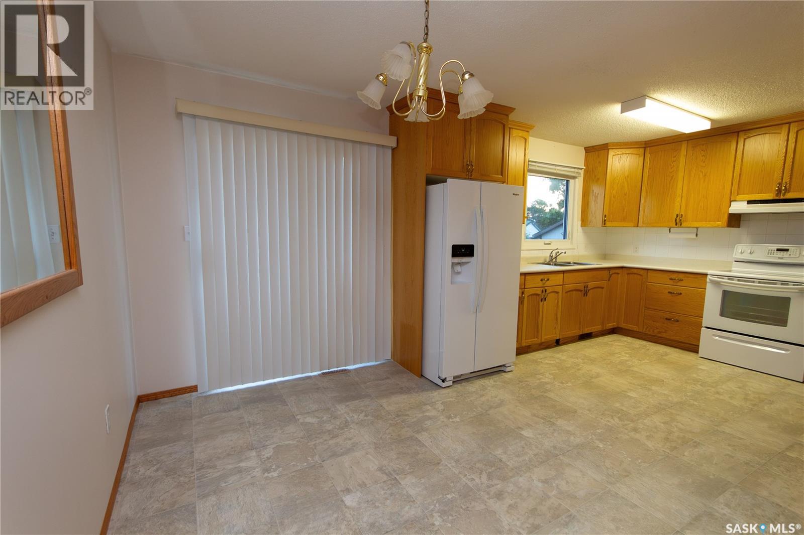 141 19th Street, Battleford, Saskatchewan  S0M 0E0 - Photo 9 - SK046519