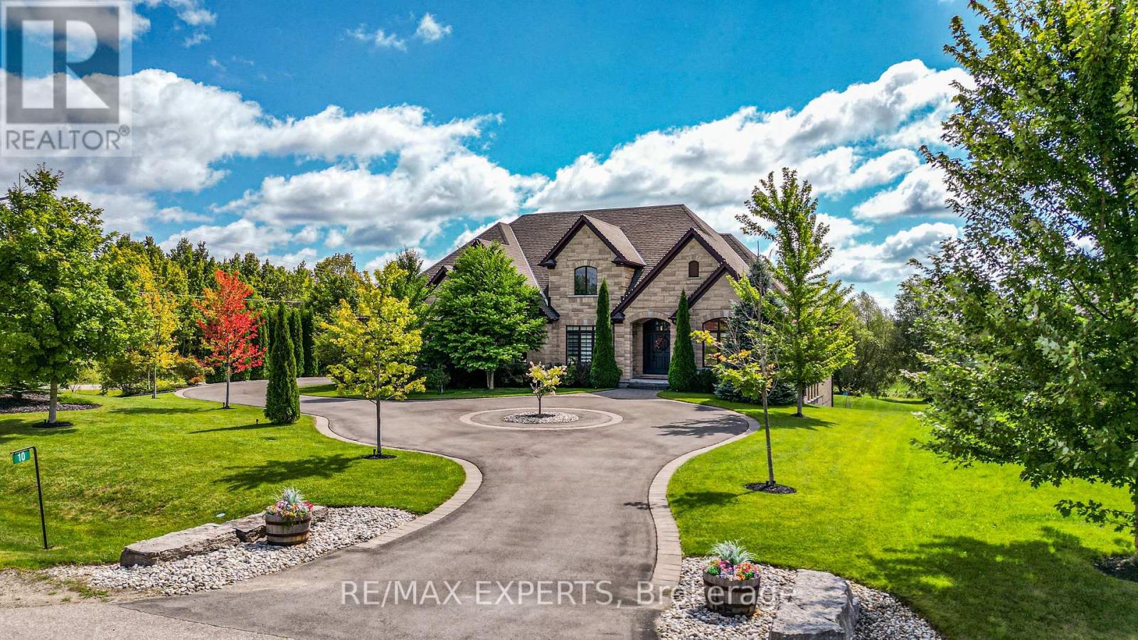10 OLD RUBY LANE, Puslinch, Ontario