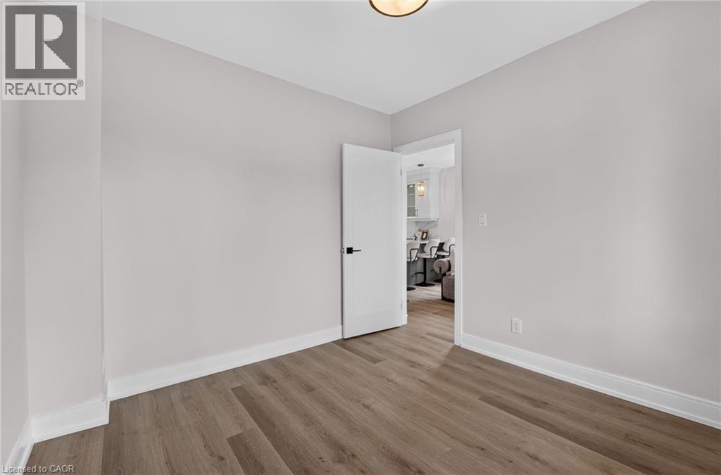 174 London Street N, Hamilton, Ontario  L8H 4C2 - Photo 25 - 40858254