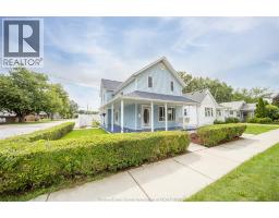 90 VICTORIA, Essex, Ontario