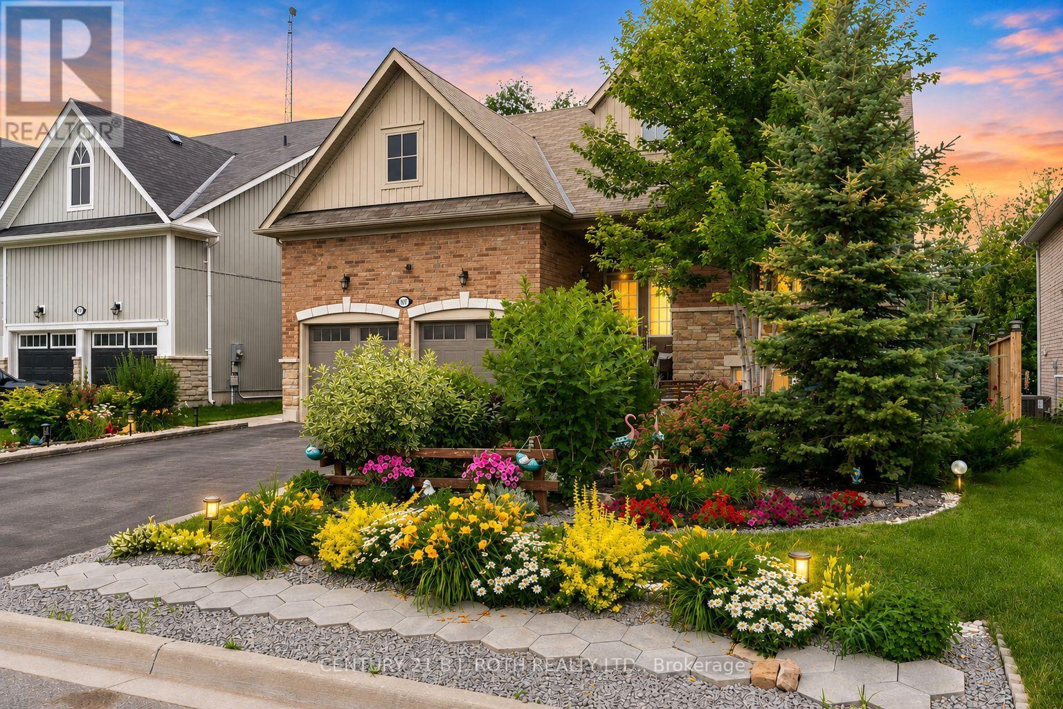 107 ALLEGRA DRIVE, Wasaga Beach, Ontario