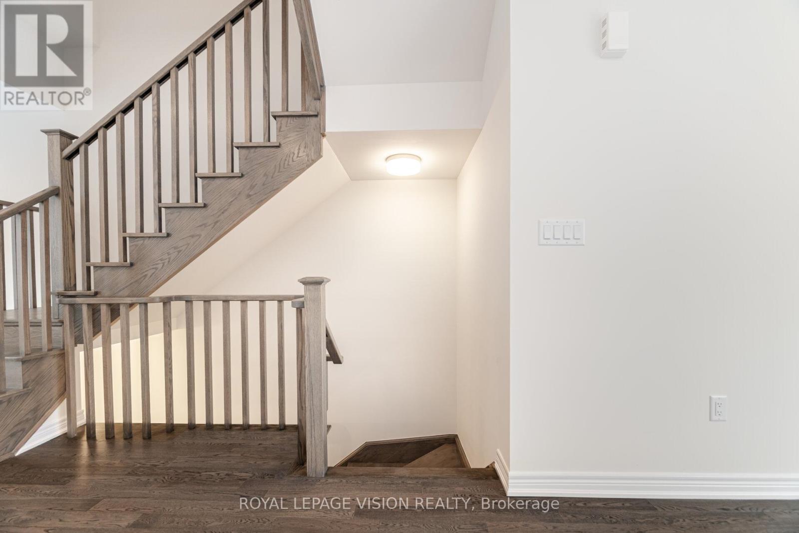 61 Folcroft Street, Brampton, Ontario L6Y 6L3 - Photo 12 - W13700884