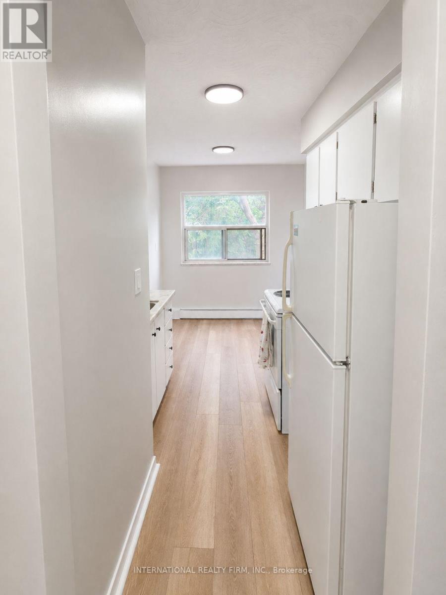 401 - 103 Emerald Street S, Hamilton, Ontario  L8N 2V4 - Photo 2 - X12870096