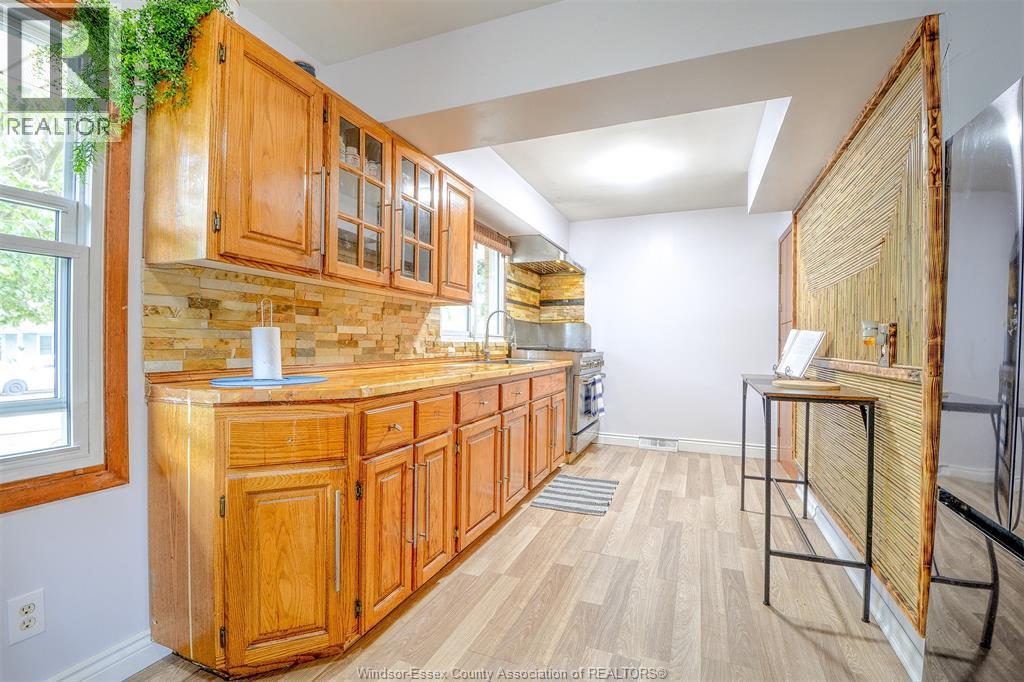 116 Queens Avenue, Leamington, Ontario  N8H 3H4 - Photo 8 - 26020845