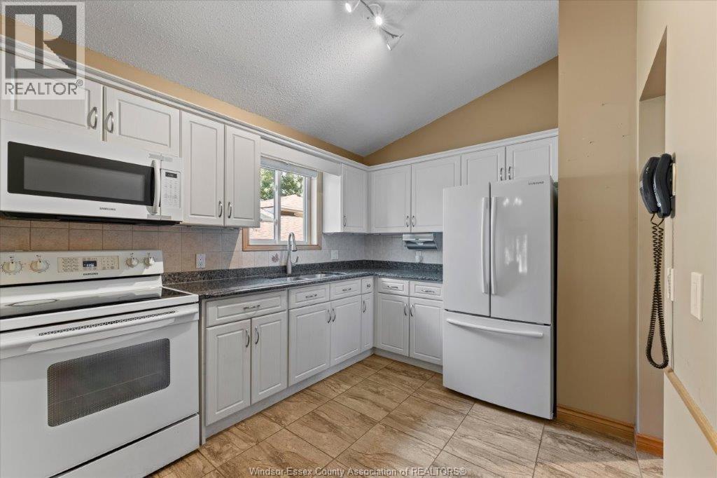 3948 Bliss Road, Windsor, Ontario  N8W 5L1 - Photo 8 - 26020842