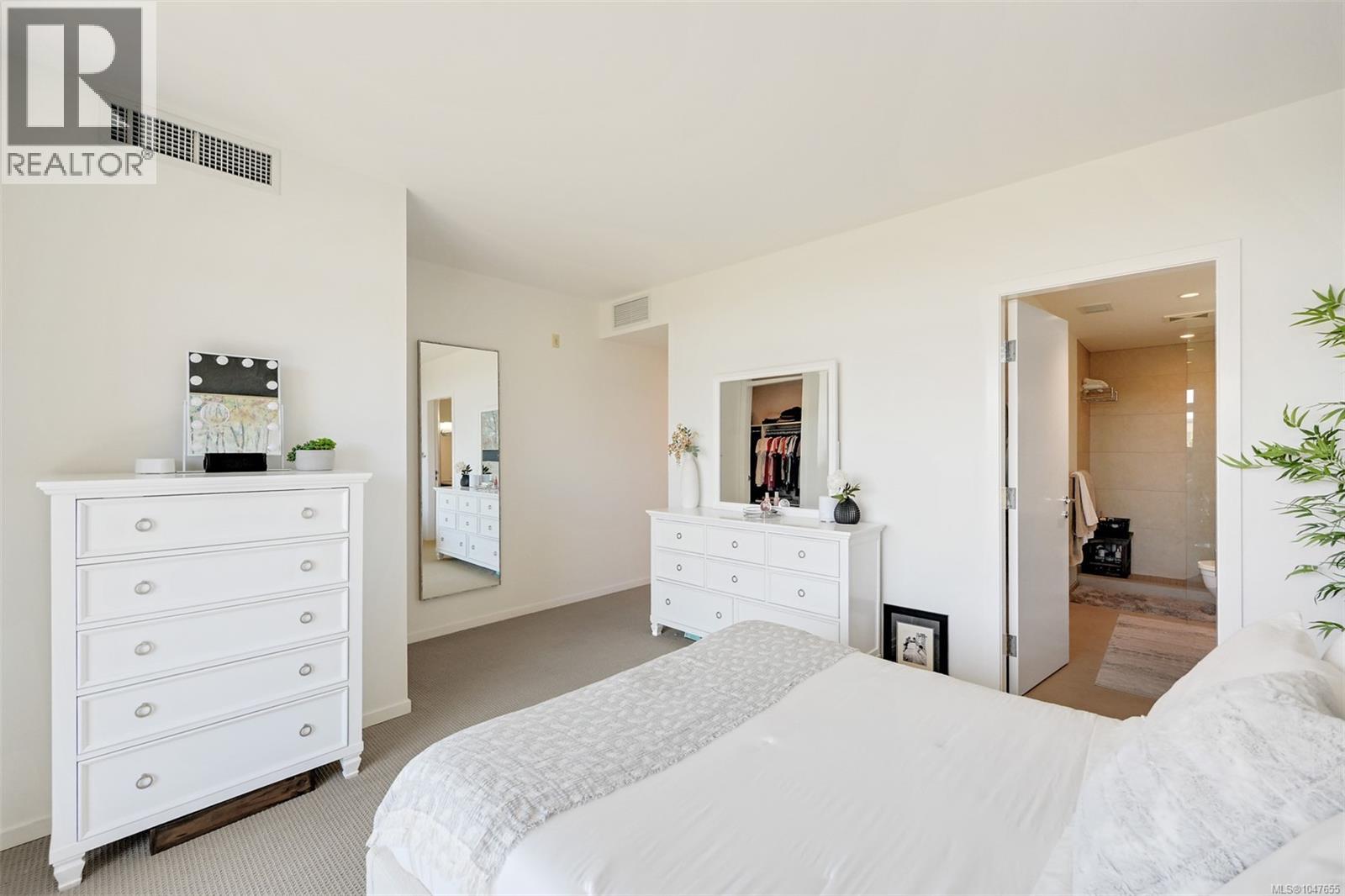 Th5 100 Saghalie Ave, Victoria, British Columbia  V9A 0A1 - Photo 18 - 1047655