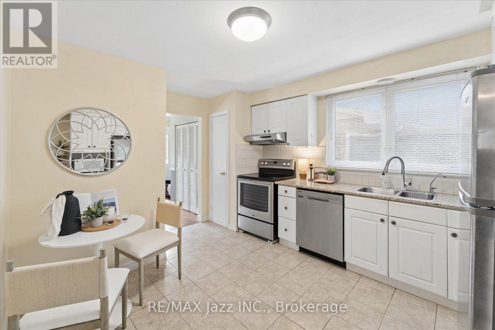 241 Viewmount Street, Oshawa, Ontario  L1H 7C2 - Photo 18 - E13713012