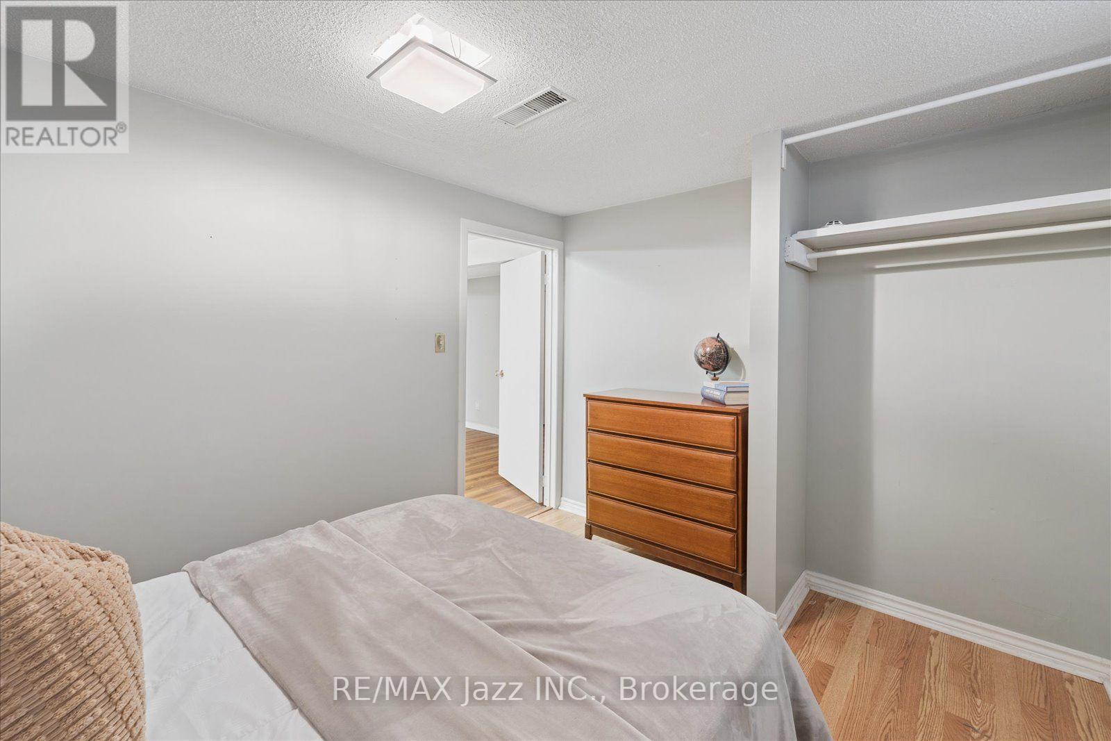 241 Viewmount Street, Oshawa, Ontario  L1H 7C2 - Photo 36 - E13713012