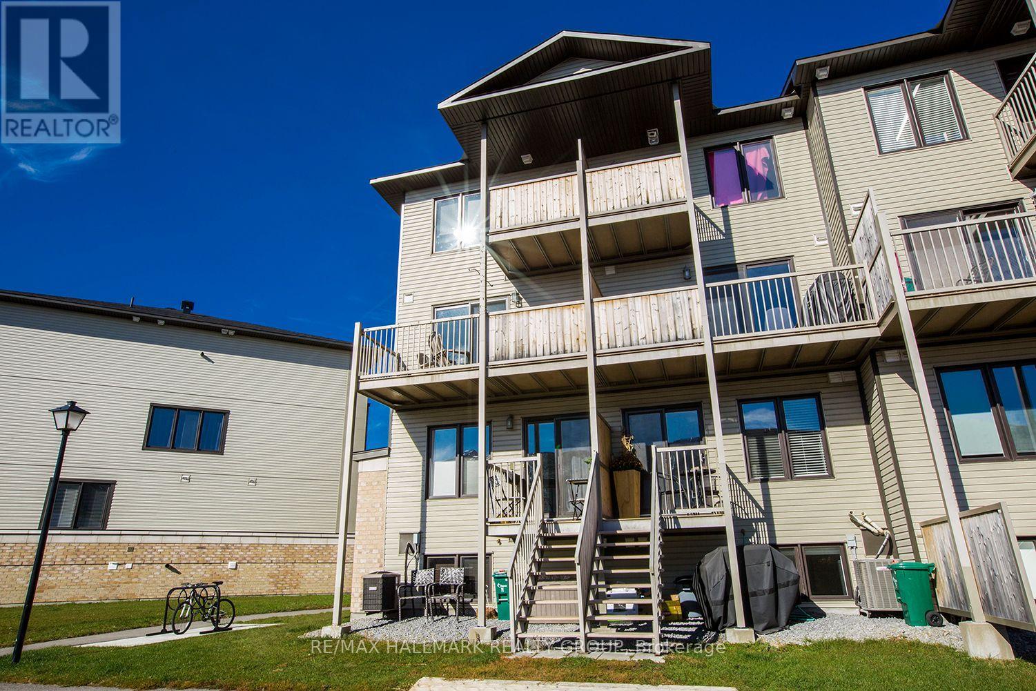 2404 Esprit Drive, Ottawa, Ontario  K4A 0R2 - Photo 4 - X13710818