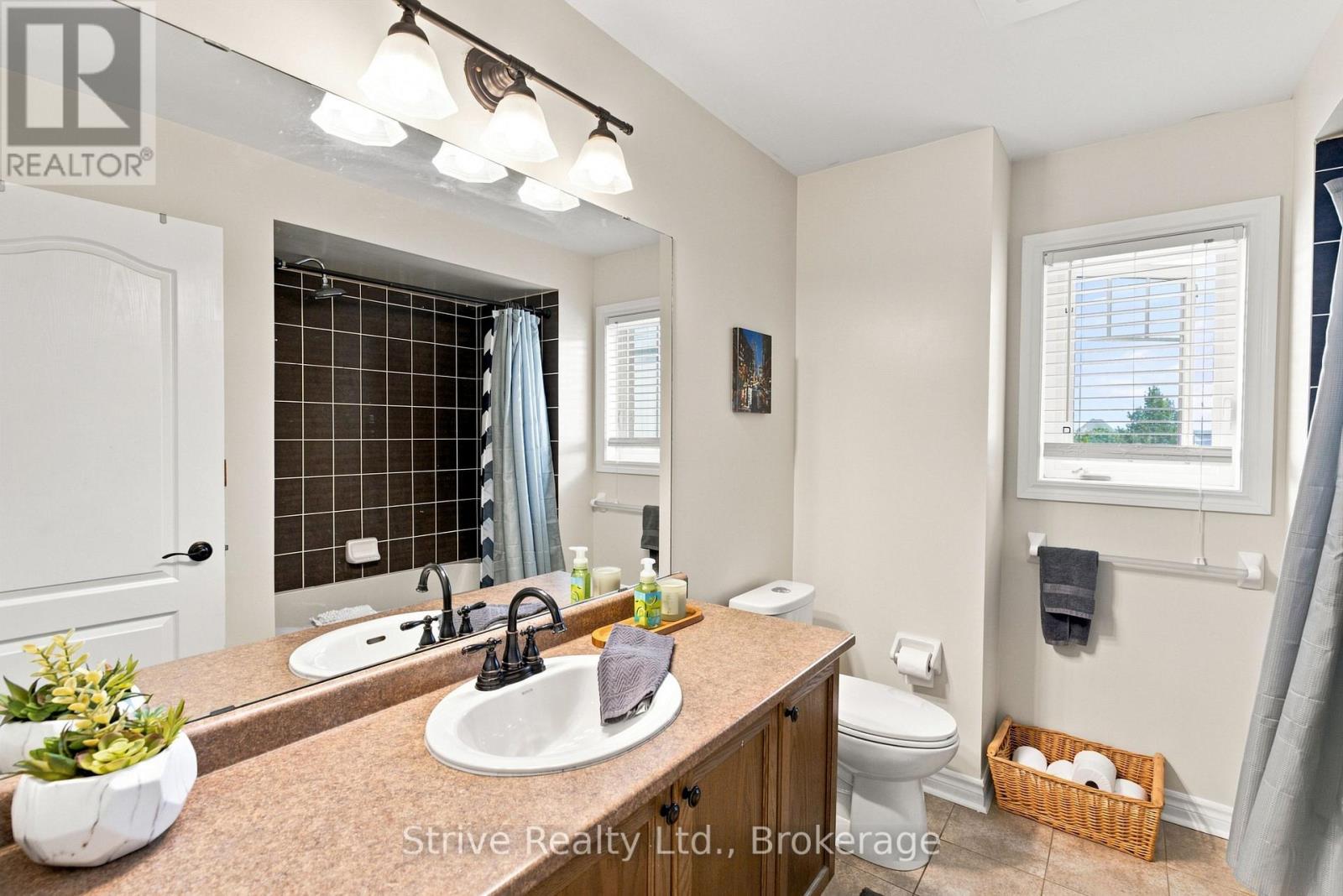 28 Woolacott Lane, Clarington, Ontario  L1C 0J4 - Photo 17 - E13713546