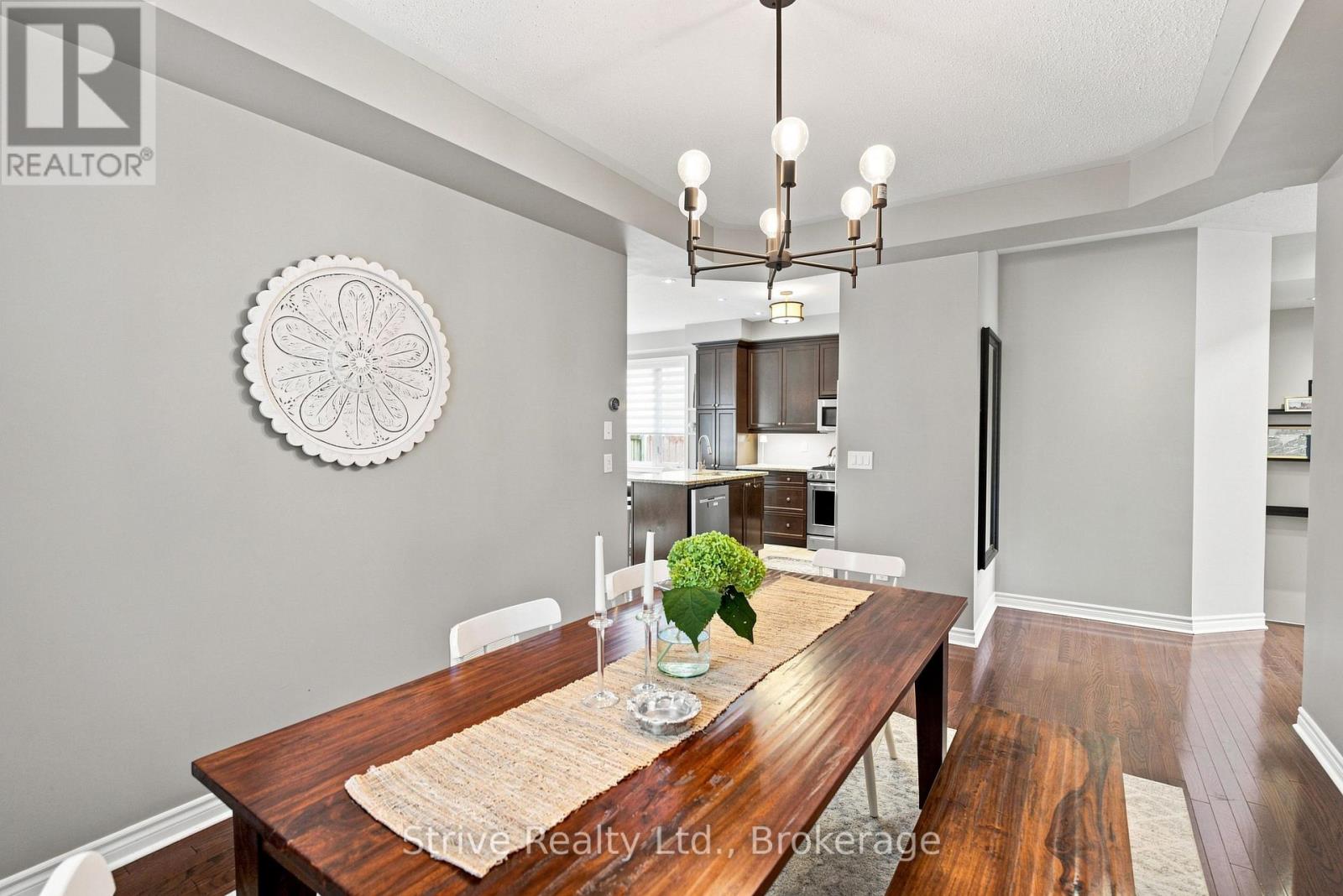 28 Woolacott Lane, Clarington, Ontario  L1C 0J4 - Photo 6 - E13713546