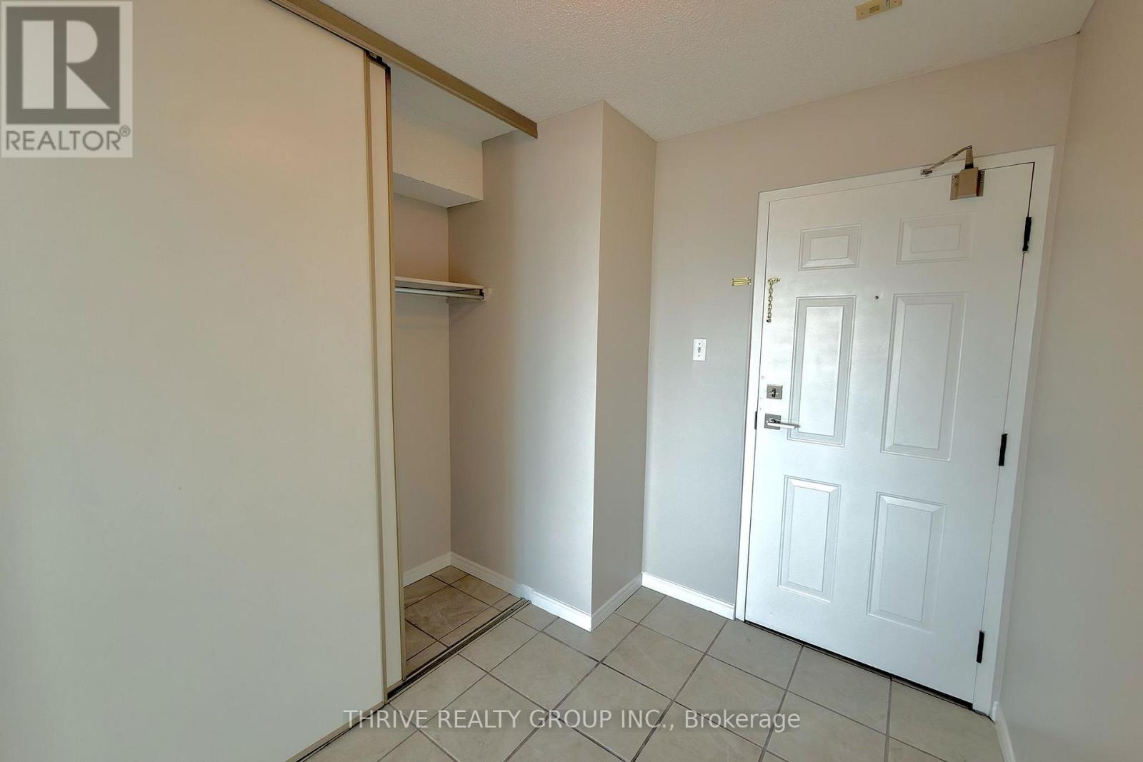 410 - 30 Chapman Court, London North, Ontario  N6G 4Y4 - Photo 5 - X13713500
