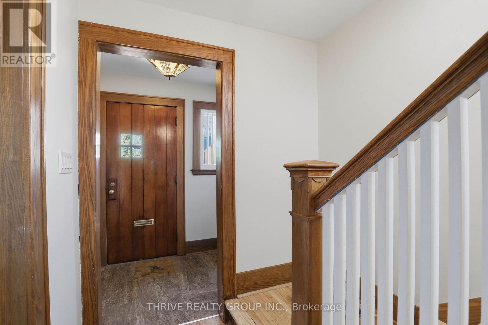 16 Clenray Place, London East, Ontario  N6A 3Z1 - Photo 4 - X13713540