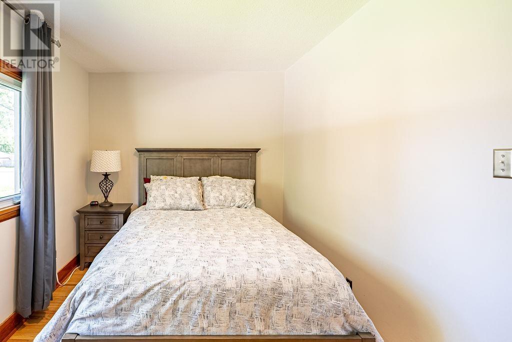 637 Hyde Park Ave, Thunder Bay, Ontario  P7E 1Y4 - Photo 12 - TB2602391